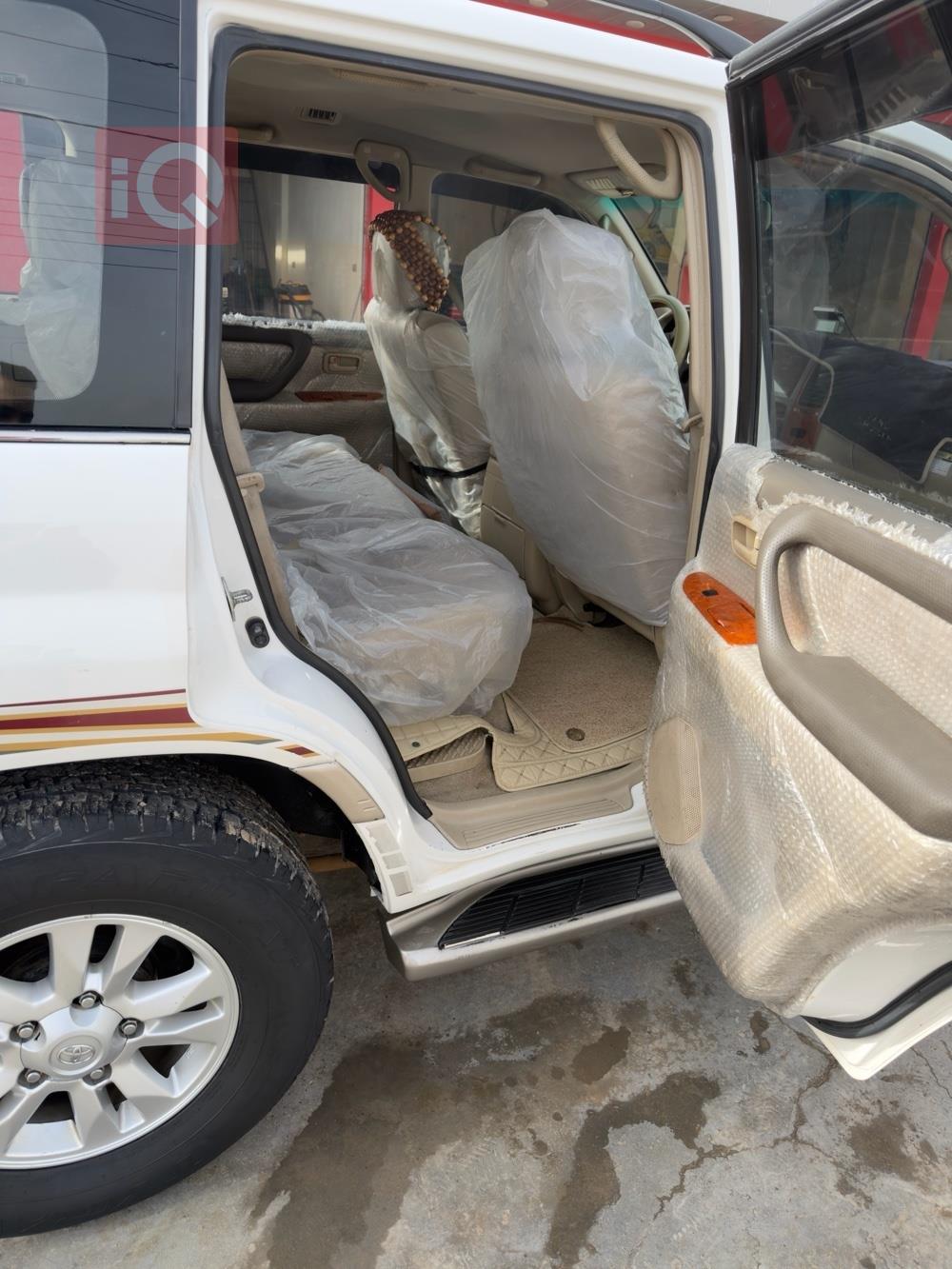 تويوتا لاندكروزر